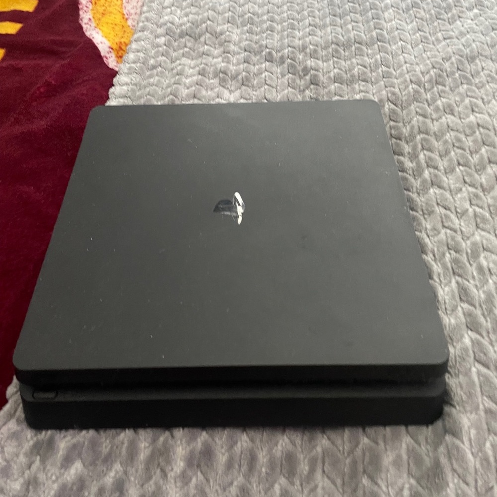 PS4